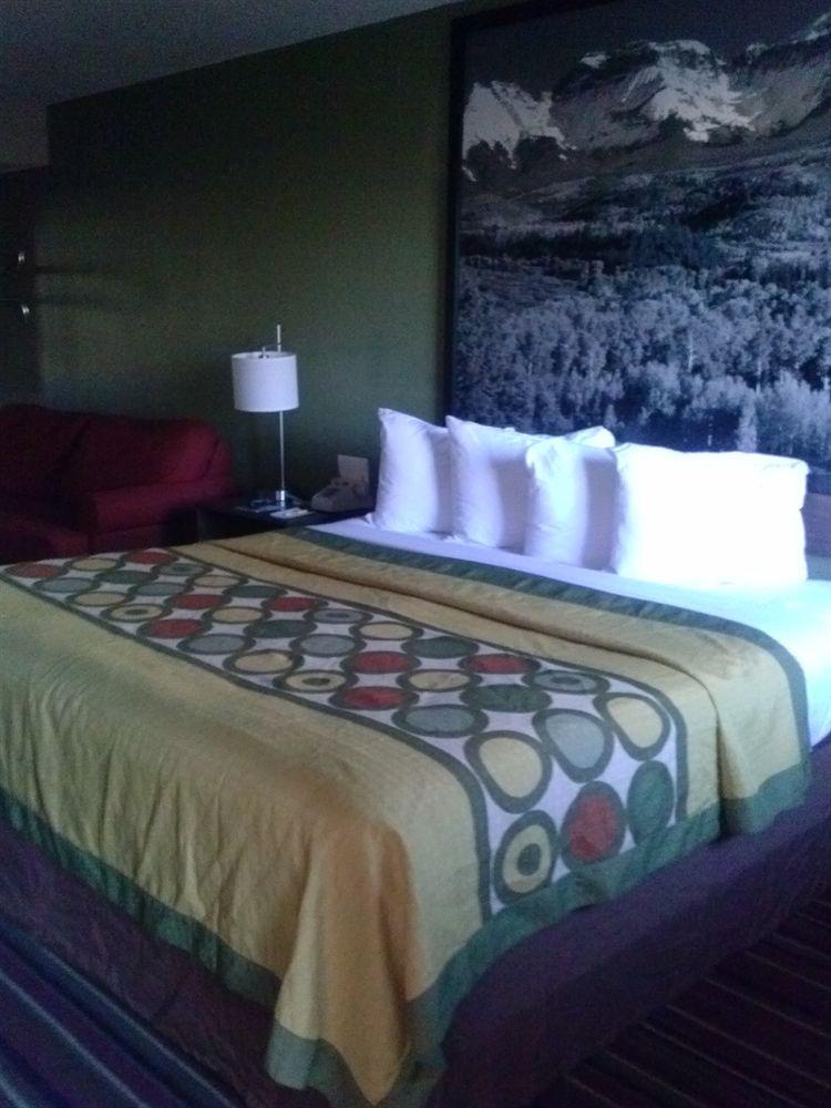 Super 8 By Wyndham Denver Central Buitenkant foto