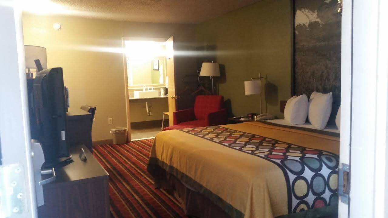Super 8 By Wyndham Denver Central Buitenkant foto