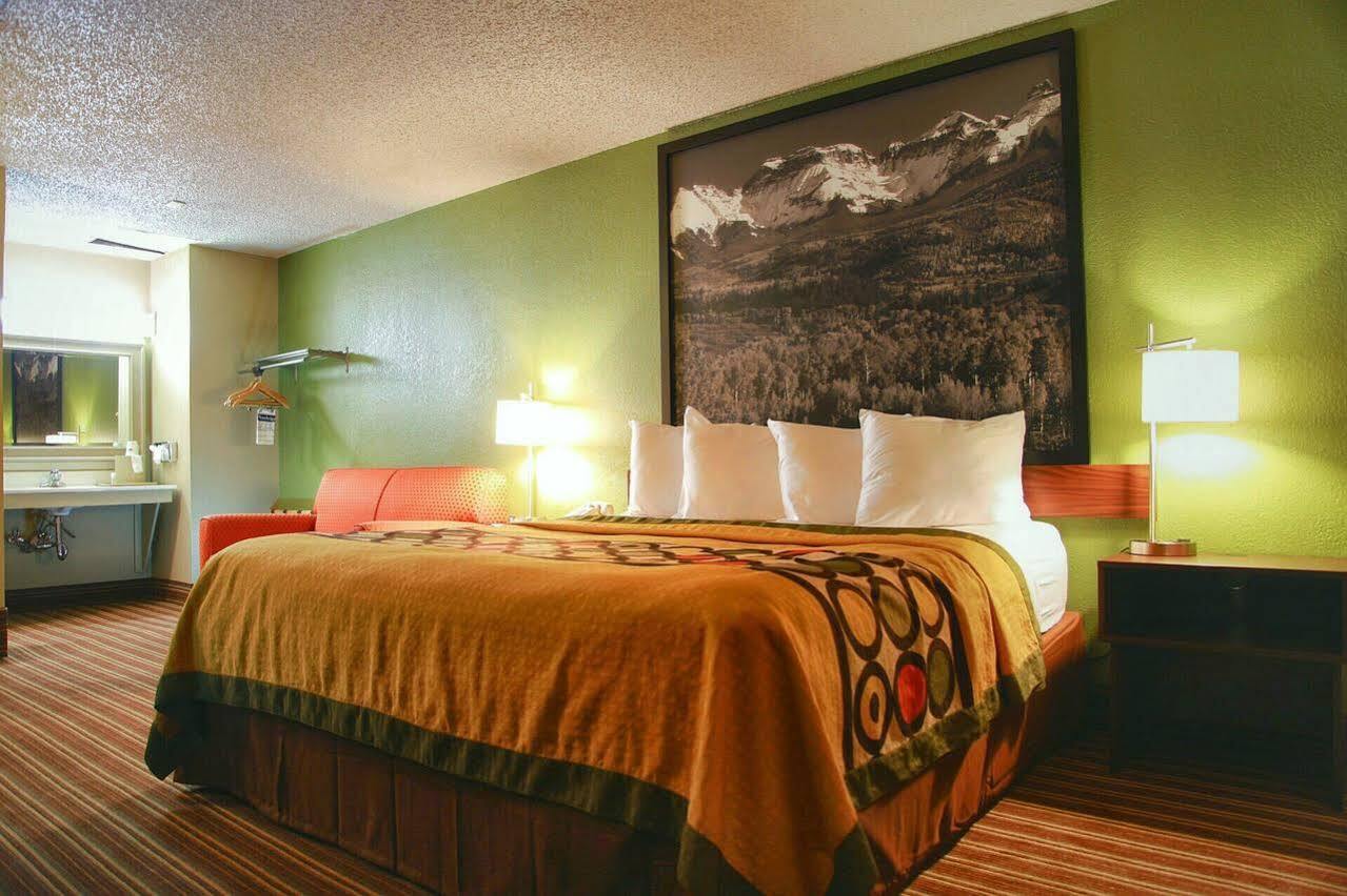 Super 8 By Wyndham Denver Central Buitenkant foto